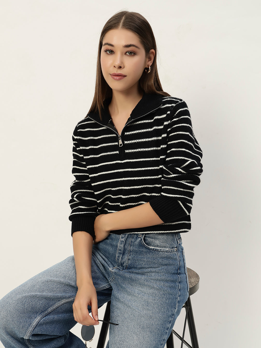 BLACK STRIPED JUMPER