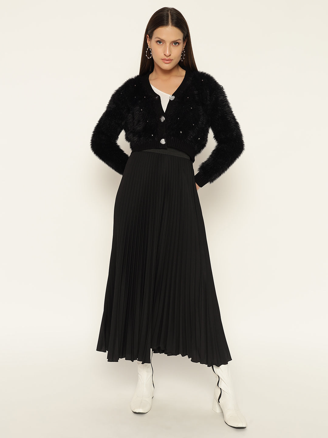 HEARTS FUR SWEATER-BLACK