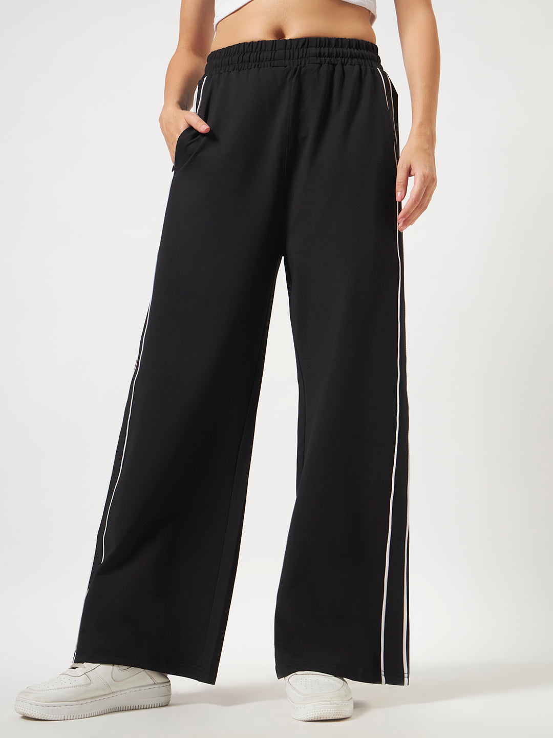 COMFY BAGGY LOWER BLACK