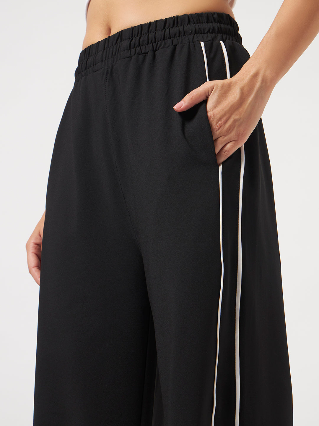 COMFY BAGGY LOWER BLACK