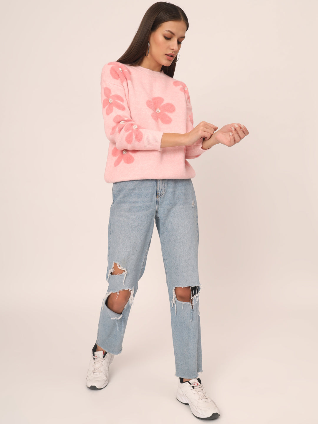 WOMEN SOFT WOOLEN FLOWER TOP-PINK