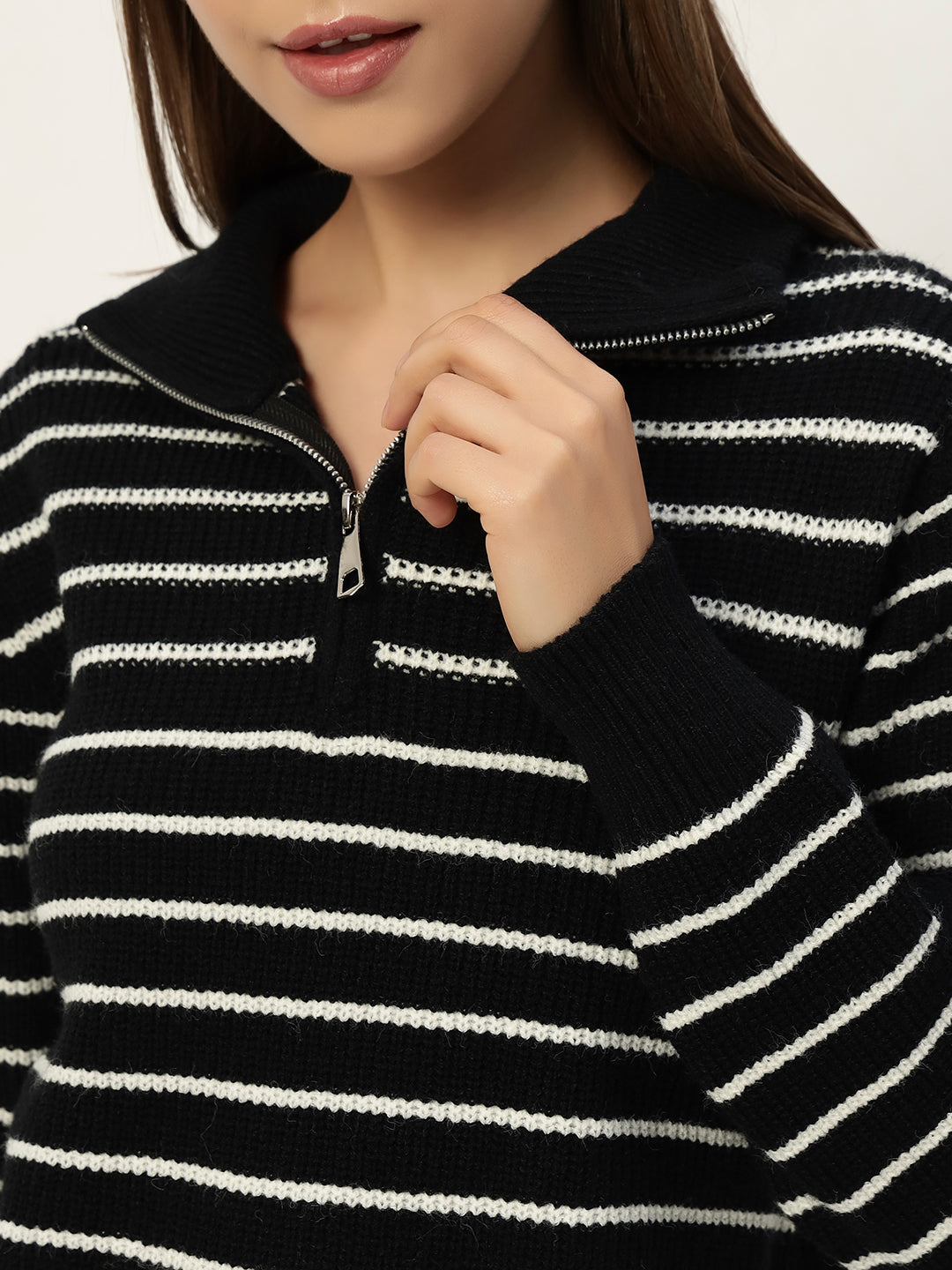 BLACK STRIPED JUMPER