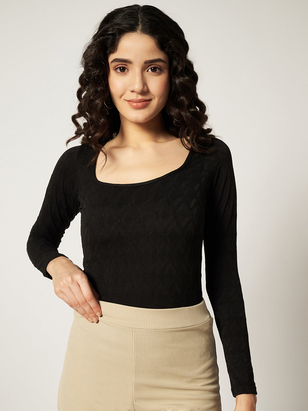 TEXTURED BODYSUIT-BLACK