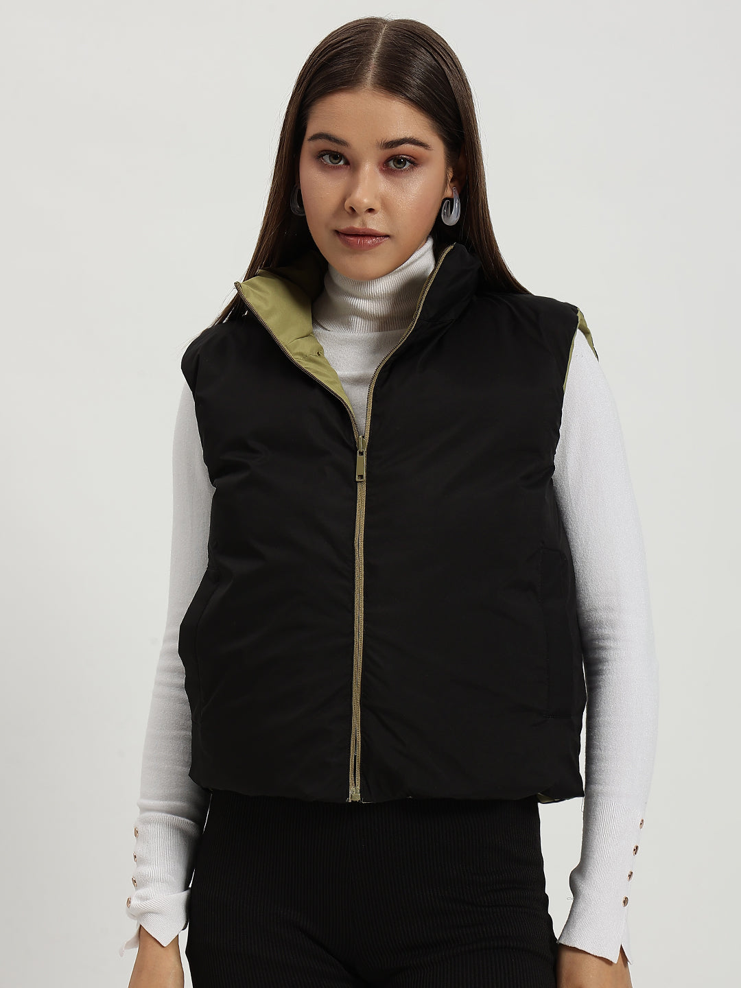 WOMEN CARGO PUFF JACKET REVERSIBLE GREEN AND BLACK