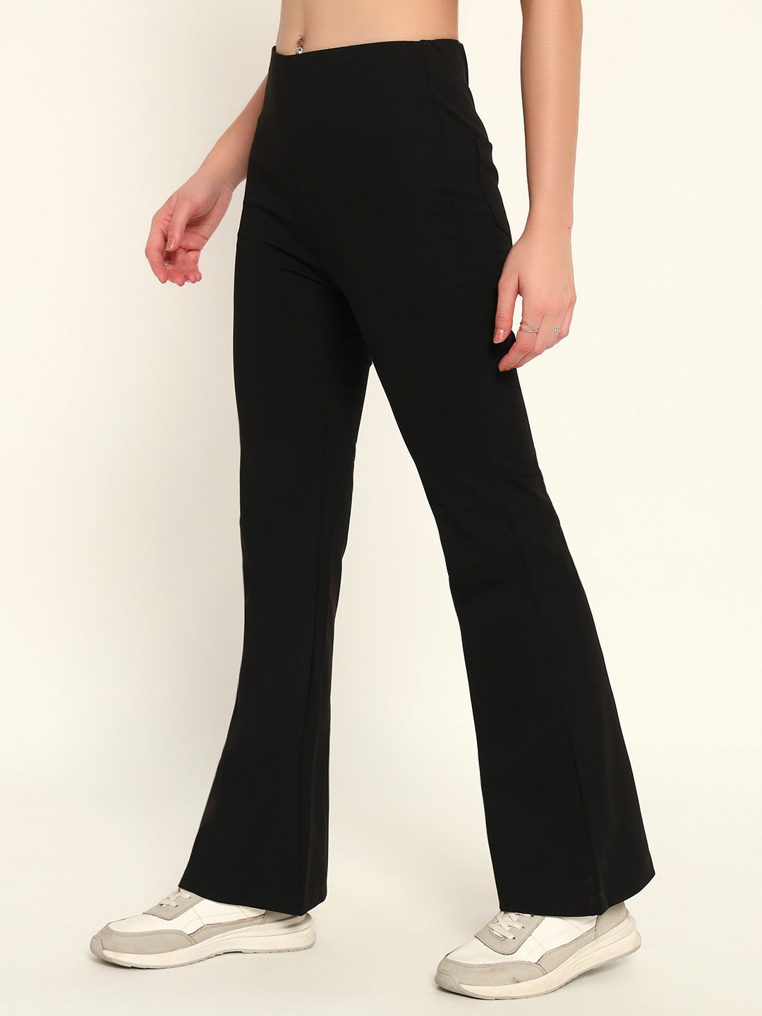 Everyday Bootcut pants-Black