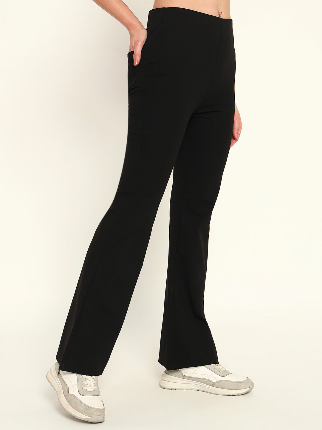 Everyday Bootcut pants-Black