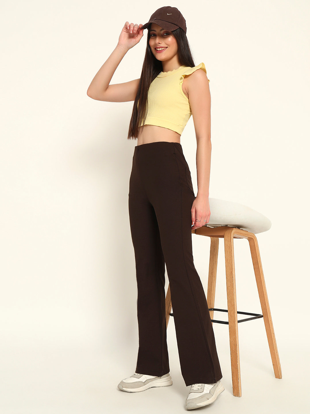 Everyday Bootcut pants-Dark brown