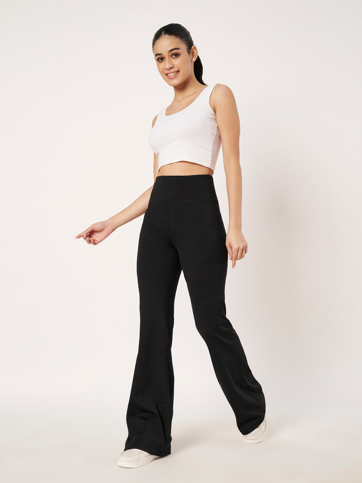 SCULPT FIT FLARE PANTS BLACK