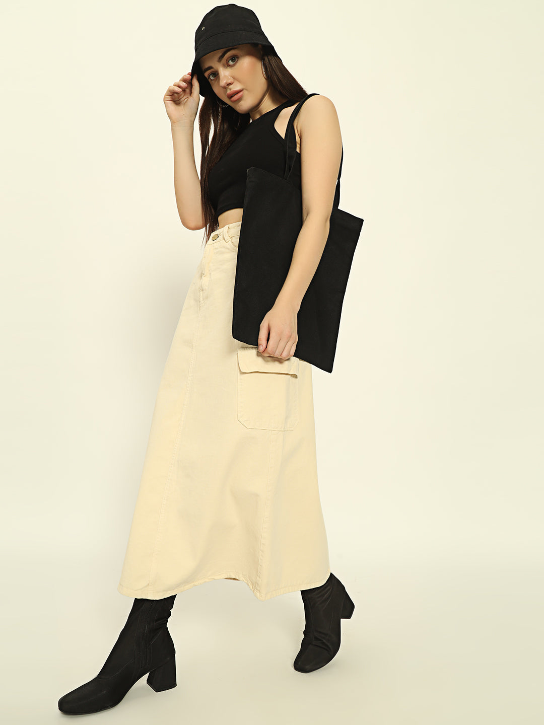 NEW BEIGE CARGO SKIRT