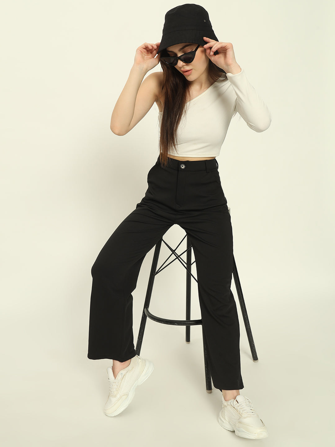 NEW BLACK KOREAN PANTS