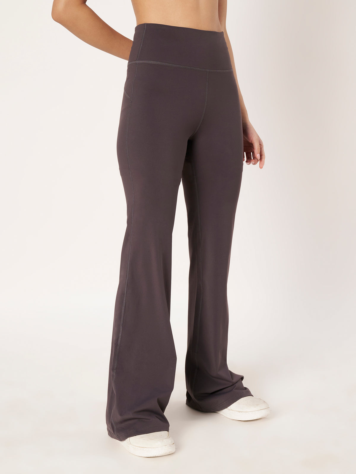 SCULPT FIT FLARE PANTS DARK GREY