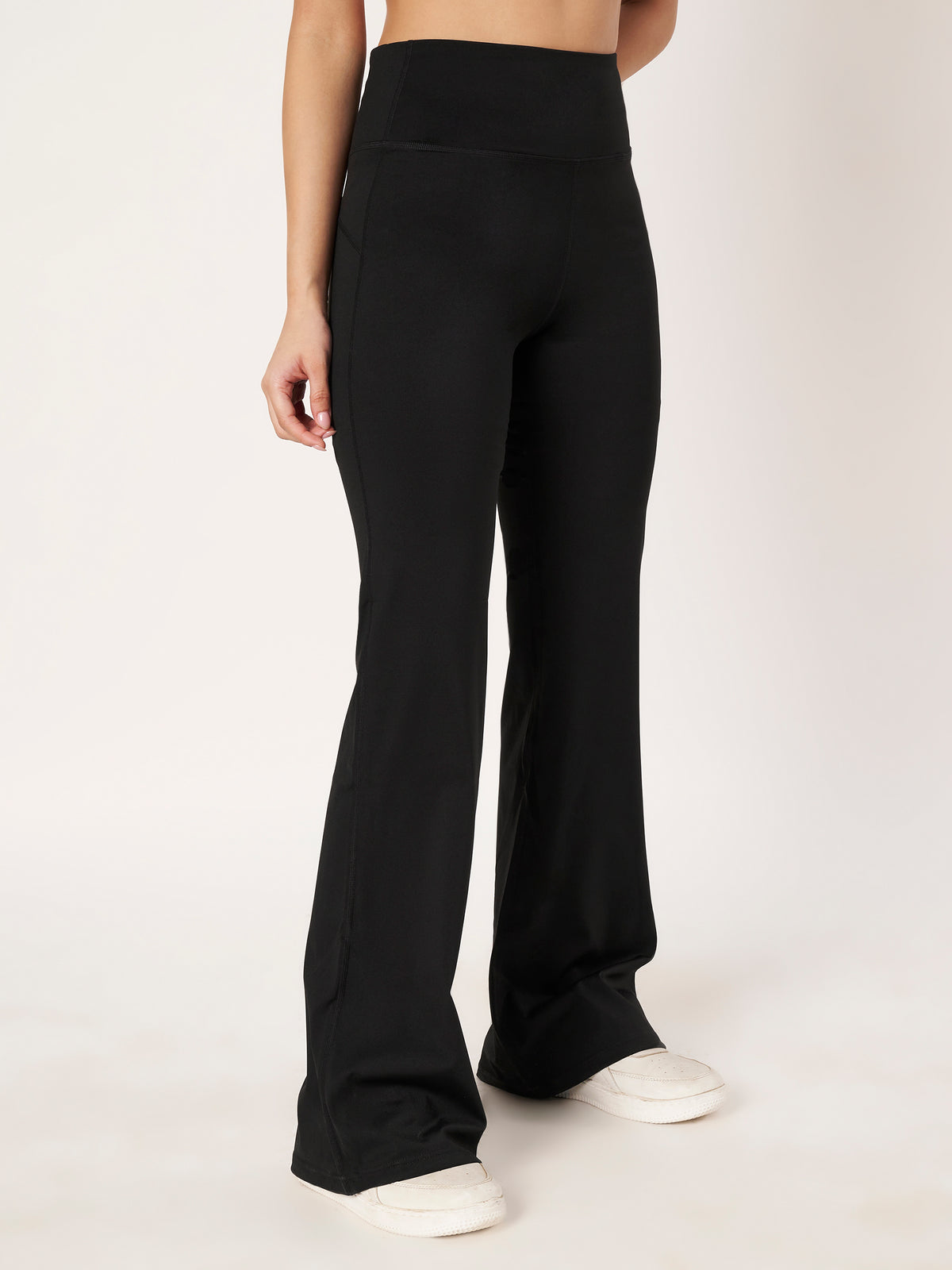 SCULPT FIT FLARE PANTS BLACK