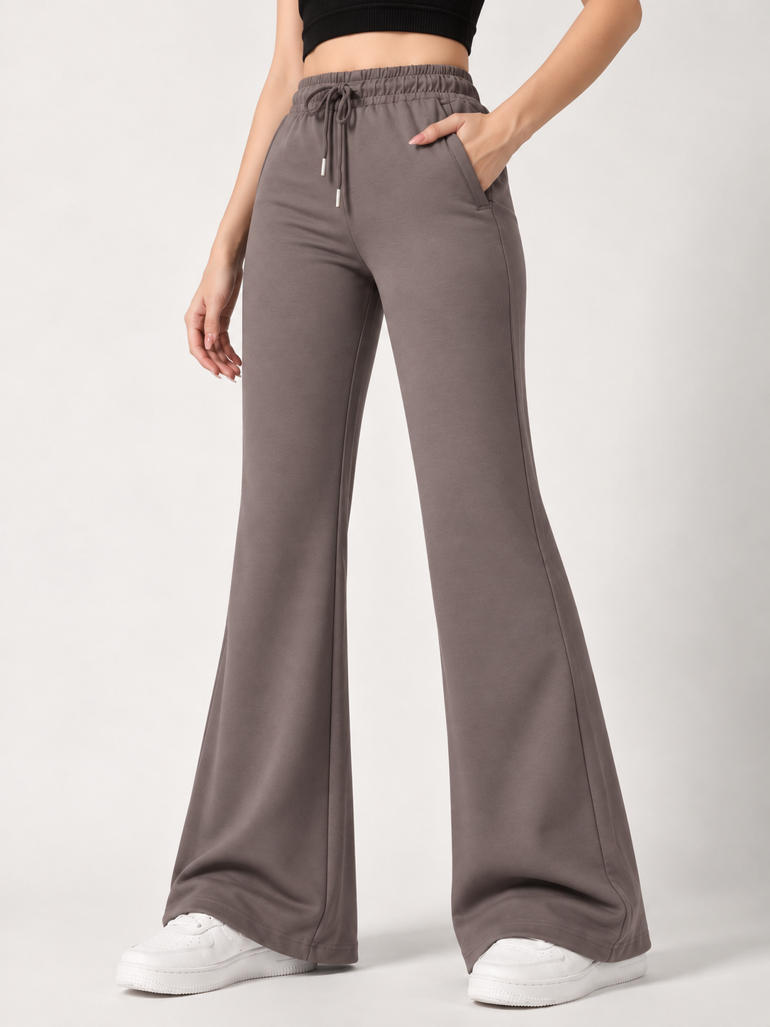 FLARED SCUBA LOWER CEMENT GREY